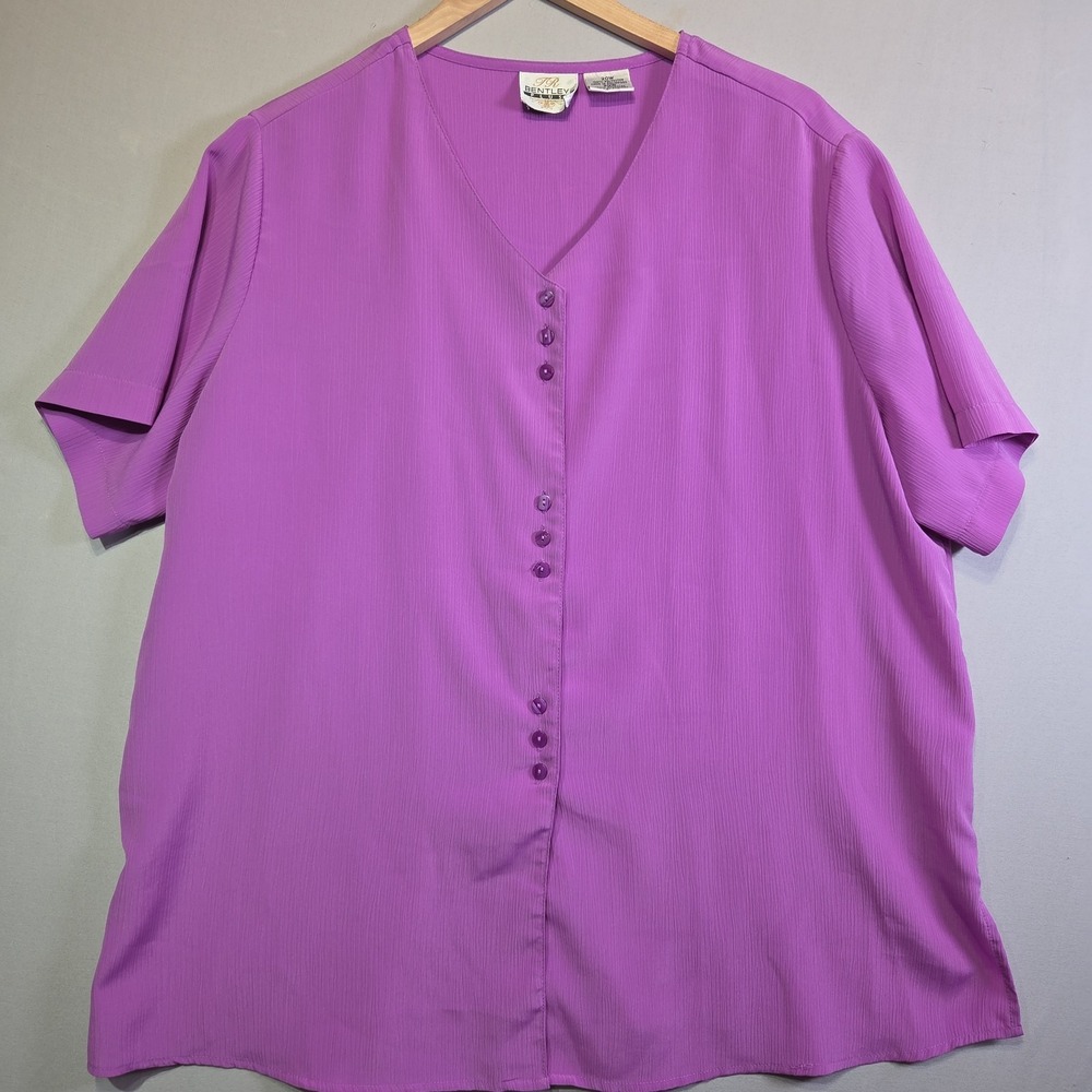 Bentley Plus Women's 20W Lavender Textured Blouse Short Sleeve V-Neck Button Top